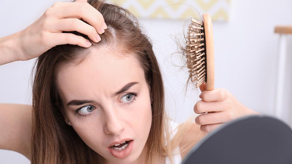 عوامل ریزش مو و جلوگیری از ریزش
