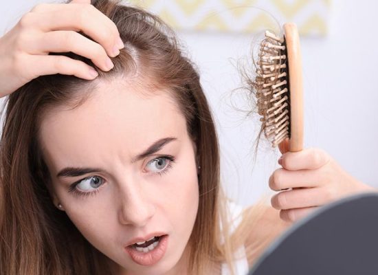 عوامل ریزش مو و جلوگیری از ریزش