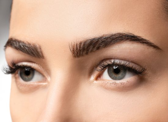 کاشت ابروی طبیعی و دائمی
