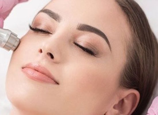 بهترین کلینیک پاکسازی پوست در تهران
