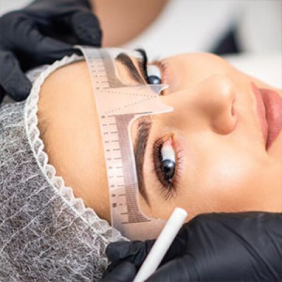 کاشت ابرو حرفه‌ای